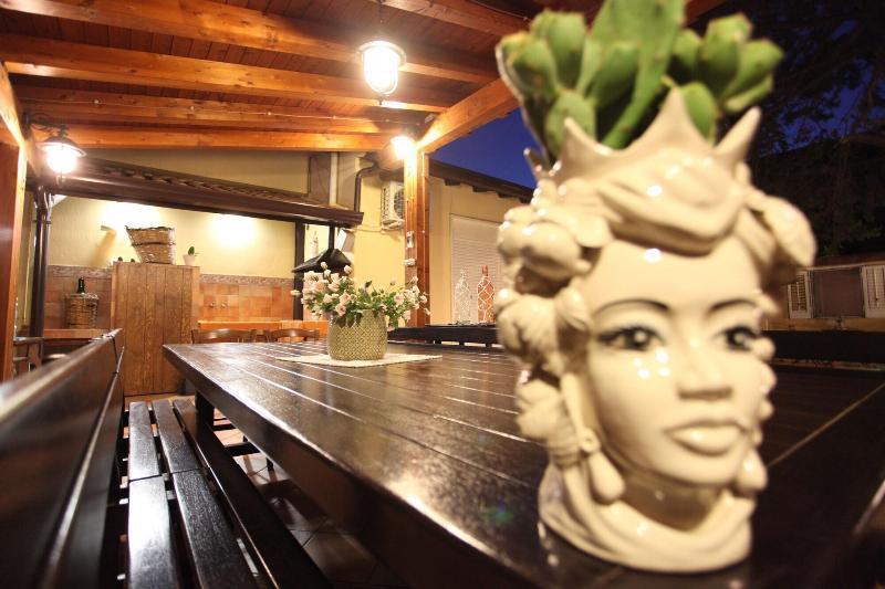 B&B Villa Maiolica Сан Леоне Екстериор снимка