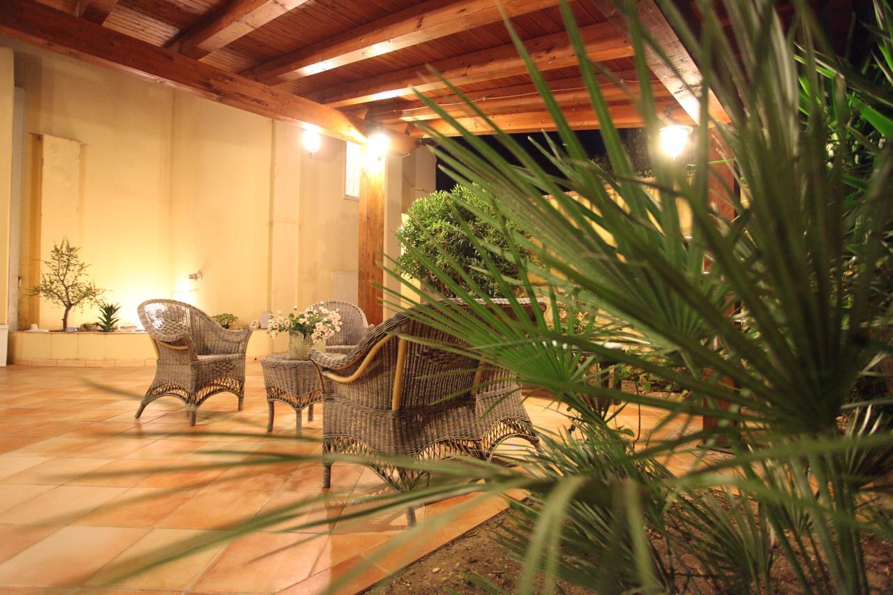 B&B Villa Maiolica Сан Леоне Екстериор снимка